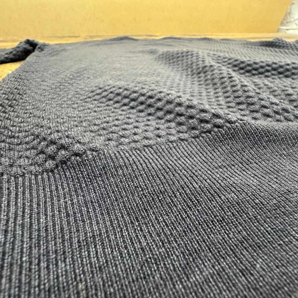 Vintage Gran Sasso Mens Navy Blue Textured Knit Crewneck Sweater‎ Made in Italy